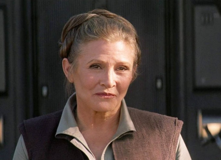 Carrie Fisher Akan Hadir di Star Wars 9