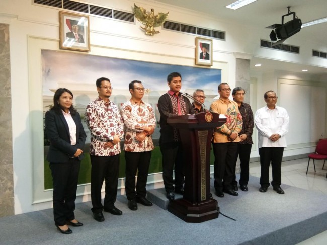 Jokowi Meets With KPU Leaders