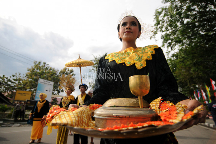 Karnaval Budaya Nusantara Meriahkan HUT ke-53 Sulsel