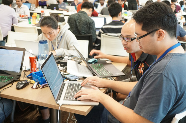 Amazon Web Service Gelar Kompetisi Hackday 2017