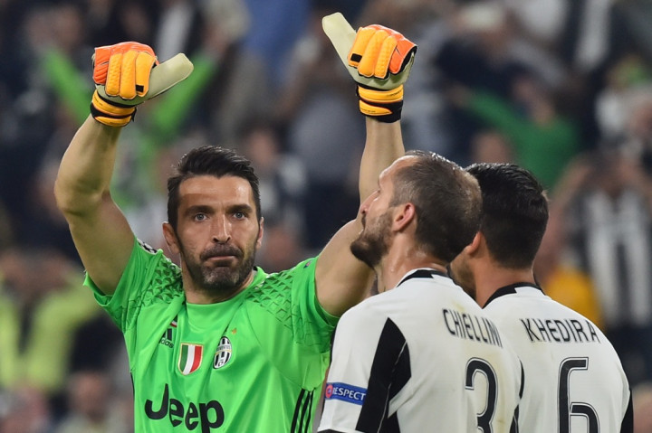 Reaksi Buffon & Dybala setelah Menundukkan Barcelona