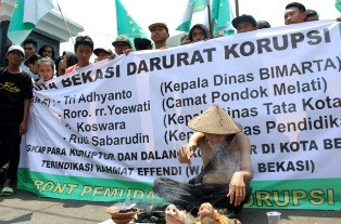 PNS Bekasi Pemalsu 111 IMB Ditahan