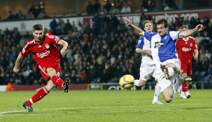 2008: Kegemilangan Gerrard Saat Melakoni Laga ke-300 Bersama Liverpool