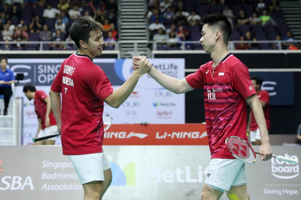 Marcus Fernaldi Gideon/Kevin Sanjaya Sukamuljo sukses melangkah ke semifinal Singapore Open 2017. (Foto: PBSI)