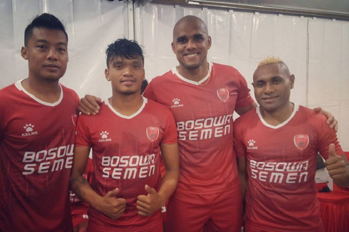 PSM Gunakan Kostum Motif Tenun Khas Makassar di Liga 1