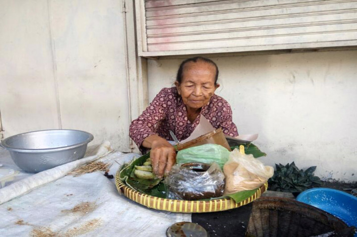 Nenek Satinem, Pelestari Makanan Tradisional di Yogyakarta