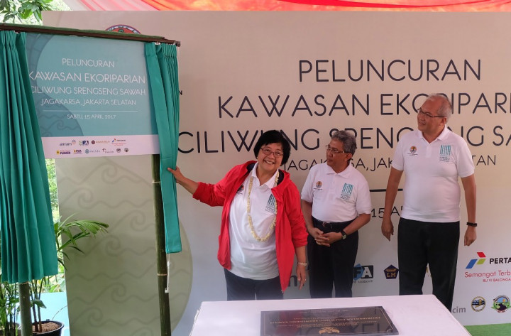 Pulihkan DAS Ciliwung, Menteri LHK Resmikan Ekoriparian Srengseng Sawah