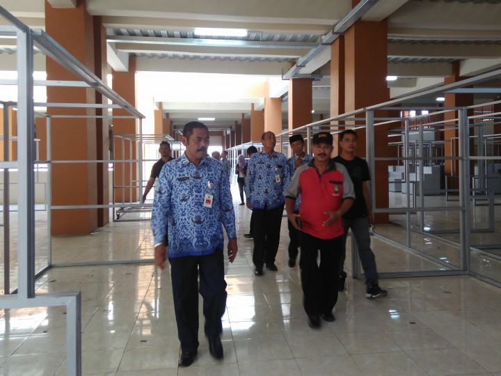 Pedagang Diminta Maklum Kios Pasar Klewer Sempit