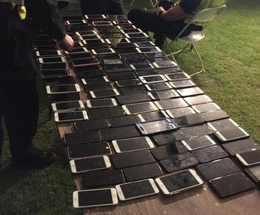 Seorang Pria Mencopet Lebih dari 100 Ponsel di Festival Musik Coachella