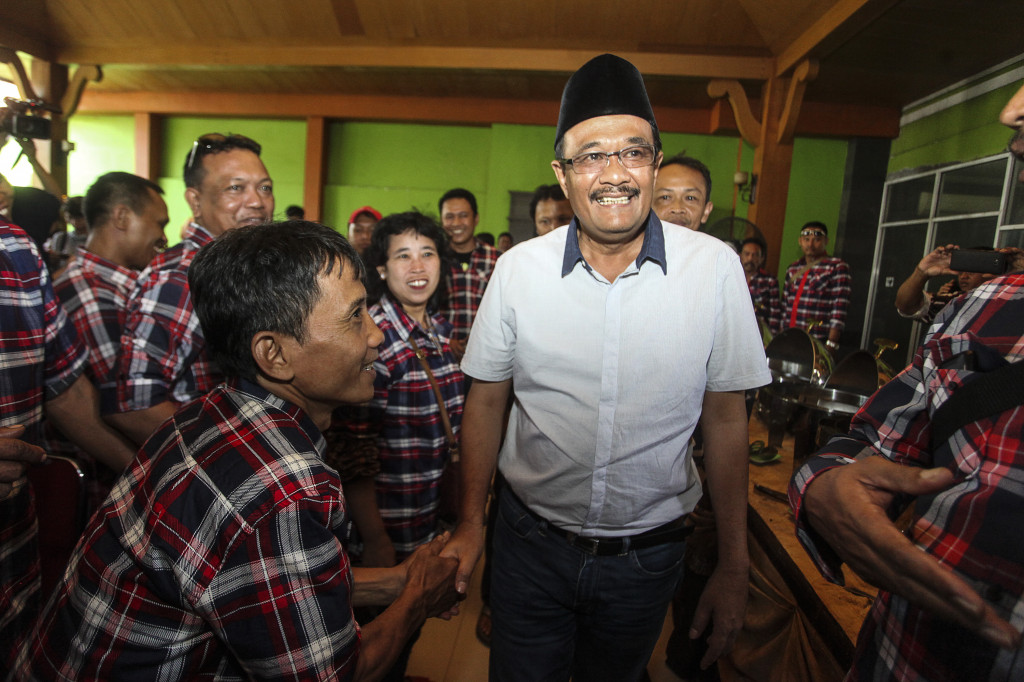 Djarot Bantah Tudingan Pencairan Kartu Jakarta Lansia