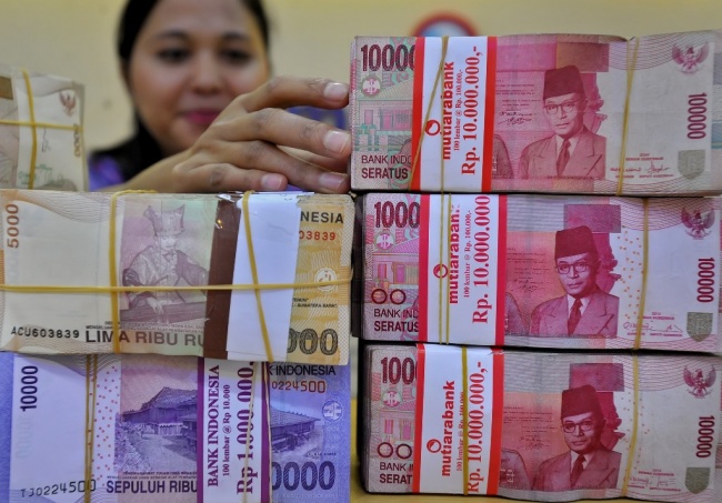 Bank Mantap Kembangkan Strategi Bisnis Buku II