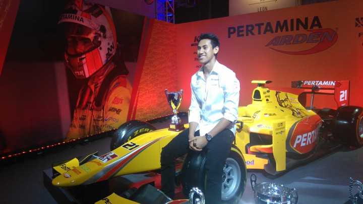 Sukses Jalani Tes F1, Sean Gelael Gelar <i>Paddock Party</i>