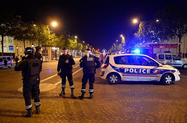 Polisi Geledah Sebuah Rumah di Paris usai Penembakan