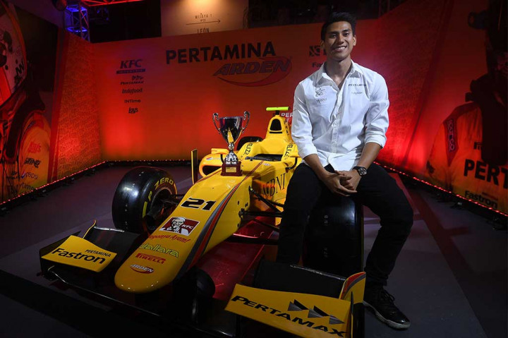 Sean Gelael Hadiri Pengenalan Tim Pertamina Arden