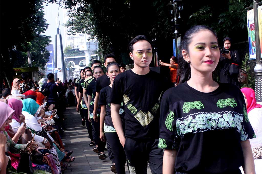 Kota Bogor Punya Batik Motif Angkot