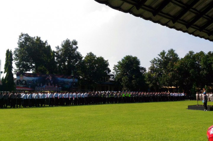 Hadiah Menanti Personel Polres Jombang yang Mampu Bersikap Humanis