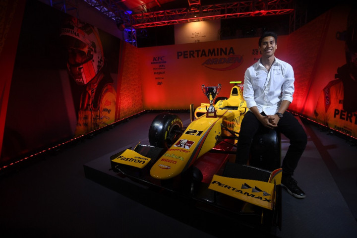 Sean Gelael Bertekad Mengurangi Kesalahan di Catalunya