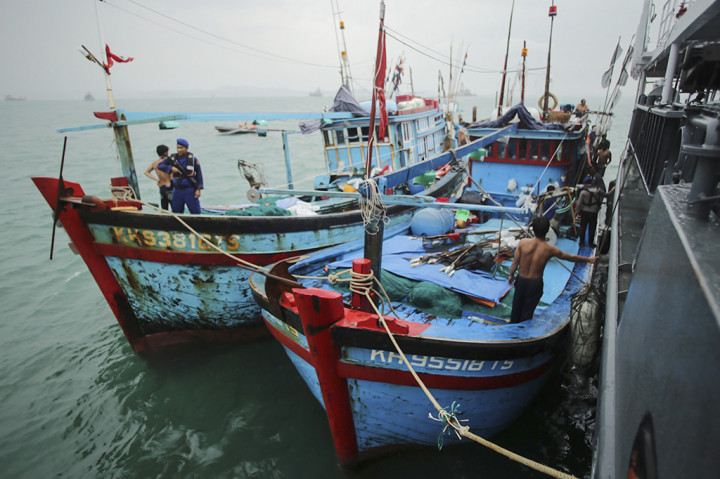 Polair Polda Kepri Tangkap 8 Kapal Nelayan Asing