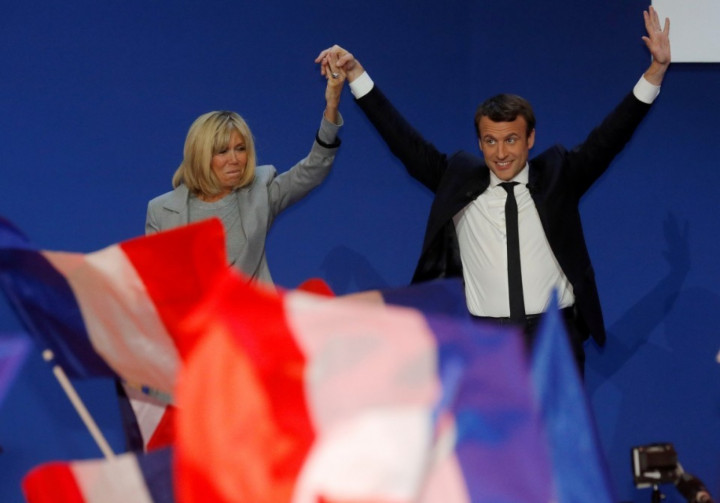 Kisah Asmara Beda 25 Tahun Macron-Briggite