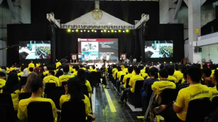 <i>From Circuit to Campus with</i> Sean Gelael Menyita Perhatian Netizen