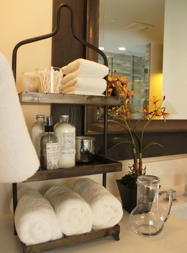 Cuci handuk secara berkala, karena jika tidak maka perkembangan bakteri yang menumpuk di sana dapat menyebabkan infeksi jamur berulang. (Foto: Feelitcool.com)