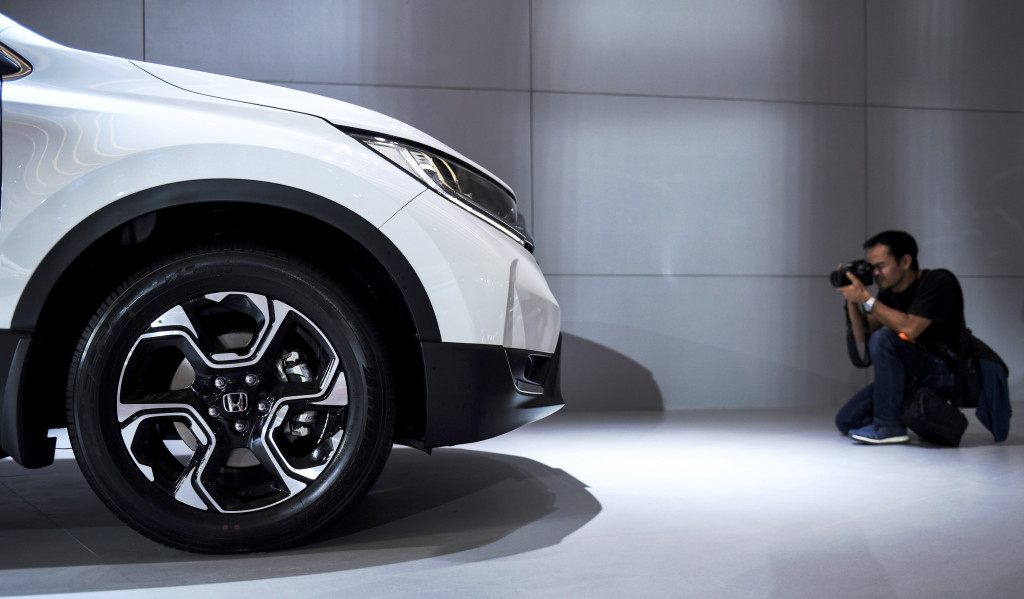 Semarak Mobil Baru di IIMS 2017