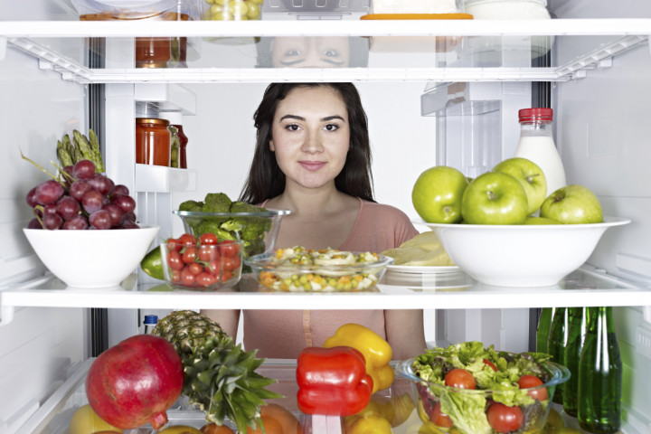 Tips Mengemil agar Berat Badan Tetap Ideal