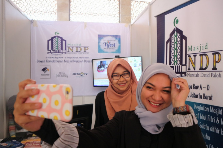 Berakhir Pekan Sambil Belajar di Masjid Istiqlal