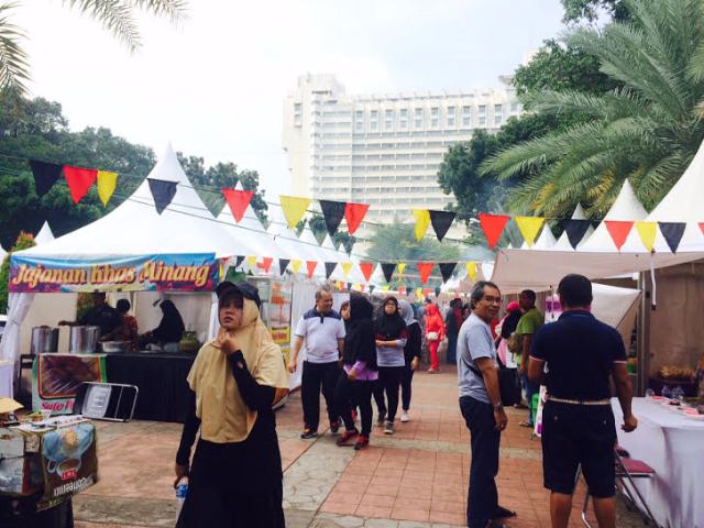 Berburu Kuliner Padang di Festival Kampoeng Minangkabau Jakarta