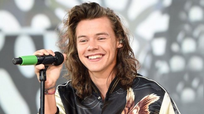 Harry Styles Lebih Prioritaskan Musik Daripada Akting