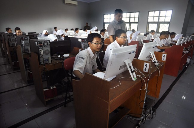 UNBK Jember Sempat Alami Gangguan Server dan Listrik