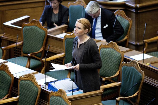 5 Ulama dan 1 Pendeta Dilarang Masuk Denmark