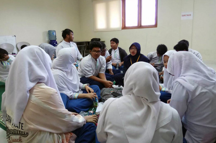 Sekolah di Serpong Bekali Siswanya Sarapan Sehat Sebelum UNBK