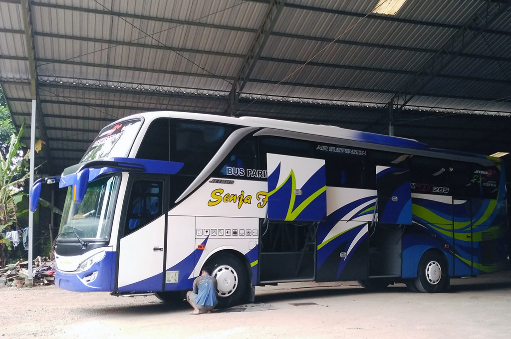 45 Gambar Bus Senja Furnindo Terlengkap Eye Cathingent