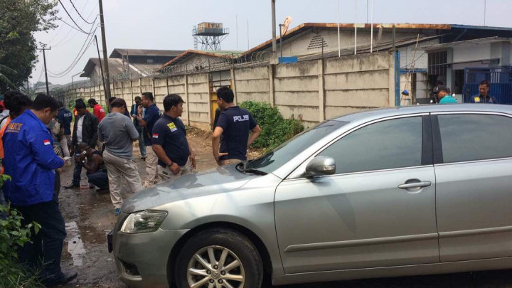 Jalan ke Pabrik yang ditutup Preman di Tangerang Dibongkar