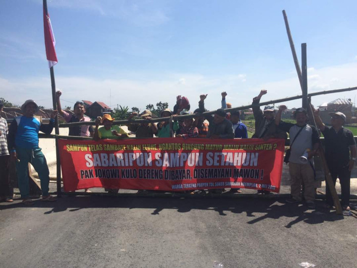 Warga Boyolali Tolak Buka Blokade Tol Soker