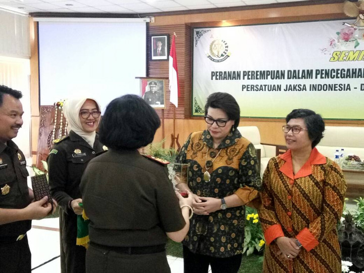 KPK Minta Jaksa Perempuan Represif Terhadap Koruptor