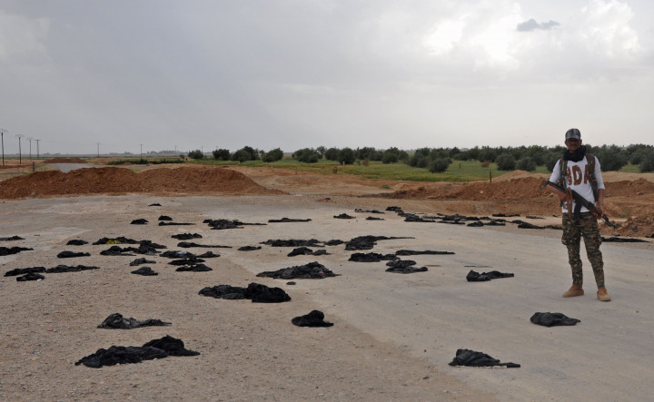 Route to Raqa Dotted With Discarded Veils, Burned Cars