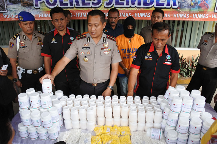 Polres Jember Ungkap Peredaran Obat Keras