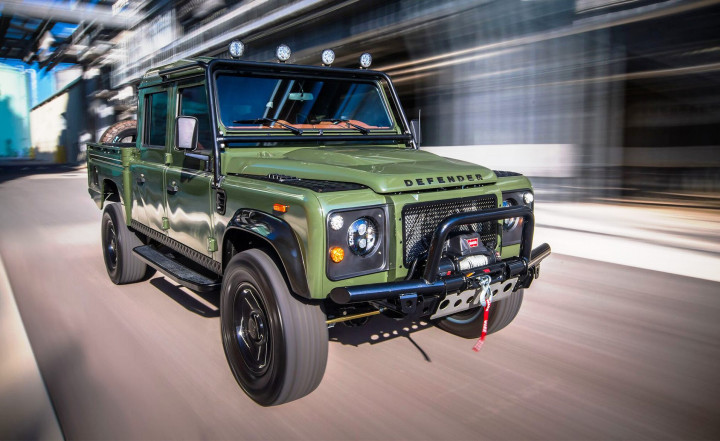 Ada Corvette di Balik Defender 130
