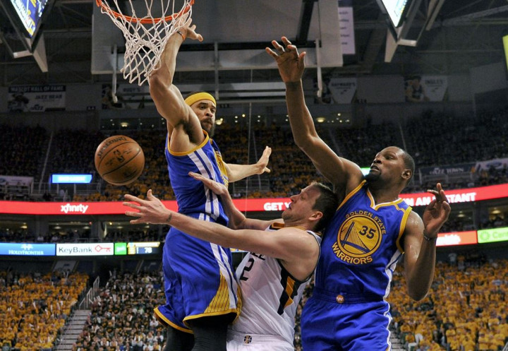 Warriors Catat <i>Hattrick</i> Kemenangan atas Jazz