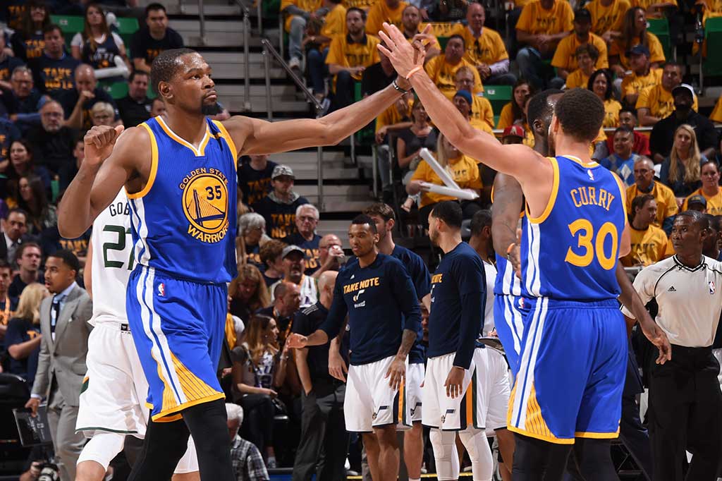 Tundukkan Jazz 4-0, Warriors ke Final Wilayah Barat