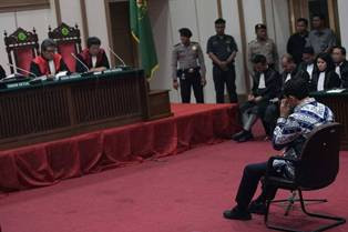 Relawan Desak KY Periksa Hakim yang Adili Ahok