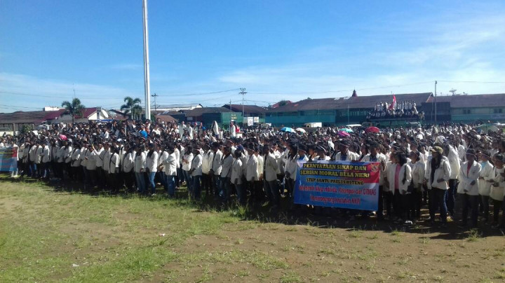 Ribuan Mahasiswa di Manggarai Gelar Aksi Bela NKRI