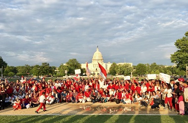 Ratusan WNI di Washington DC Gelar Aksi Peduli Indonesia