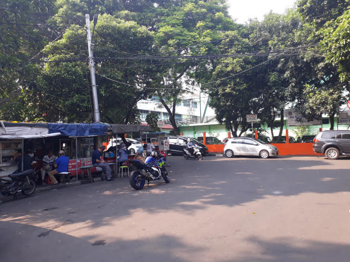 SBMPTN Jadi Berkah PKL Sekitar SMA 78 Kemanggisan