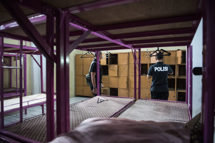 Polisi Temukan Visa Umroh di Penampungan TKI Ilegal