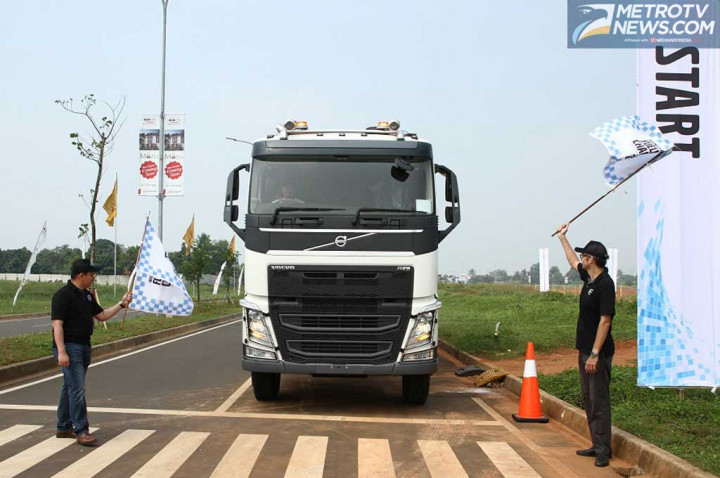 Dua Supir Truk ini Wakili Indonesia di Volvo Fuelwatch Challenge
