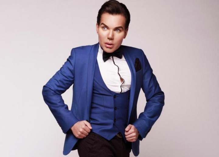 Pria Ini Minta Warna Bola Matanya Diganti