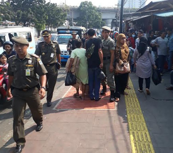 Sebagian Besar PKL di Tanah Abang Punya Lapak di Dalam Pasar